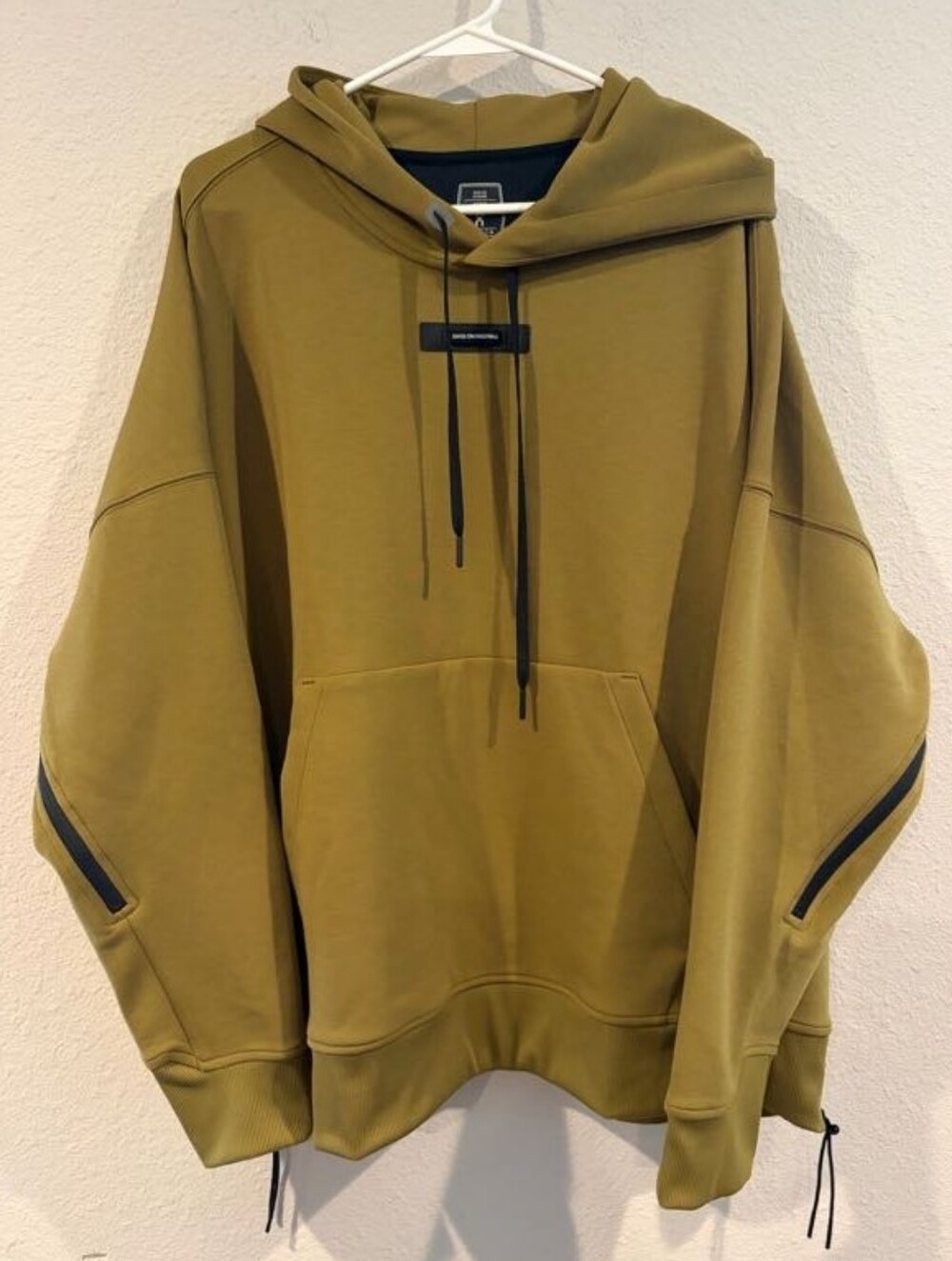 On Cloud Running Green Swiss Engineering Cozy Pullover Hoodie Sweatshirt Size XL
